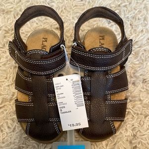 NWT The Children’s Place kid’s sandals